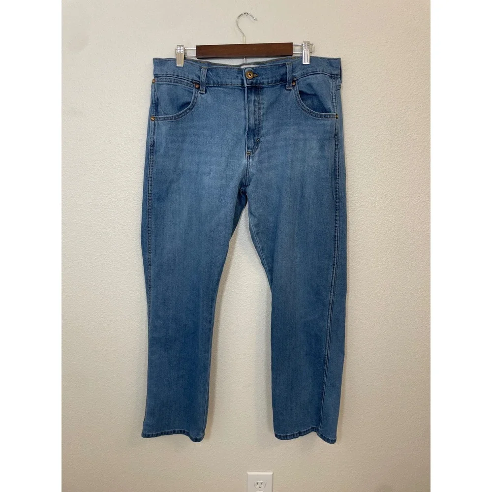 Wrangler Slim Straight‎ Jeans Mens 36x30 Blue Medium Wash 10MGW88AL Excellent